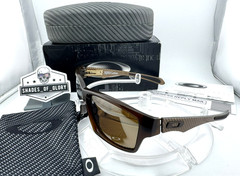 OAKLEY JUPITER CARBON DARK ALE / TUNGSTEN IRIDIUM POLARIZED SUNGLASSES OO9220-03