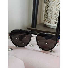 Gucci GG0447S 001 Black Aviator Sunglasses with Green and Red Temple Stripes