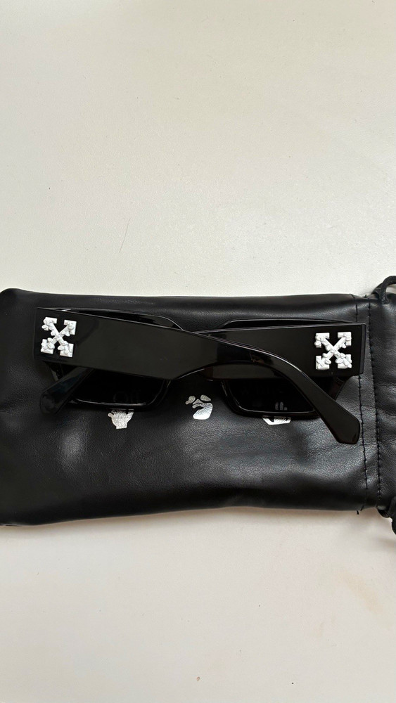 Off-White Men’s Rectangle Sunglasses Black Frame/Black Tinted Lenses w/ Box