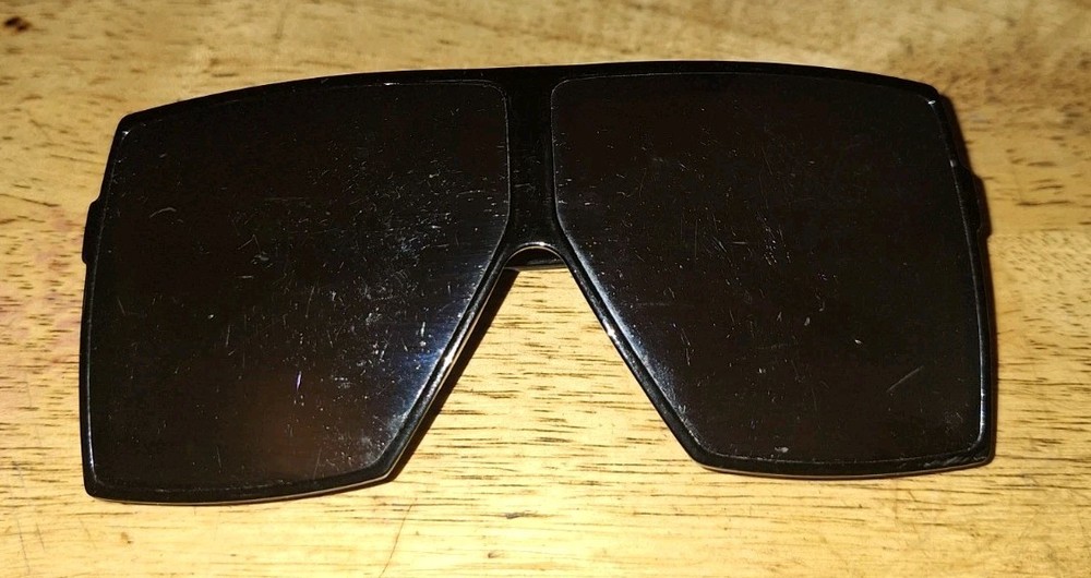 Oversized Sunglasses, Large Flat Top. Black Frame. Silver Mirrored. 6in x 2.75in