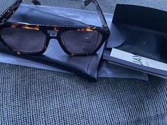 QUAY Men’s Tortoise Shell Square Sunglasses Brown Gradient Lenses Lightweight