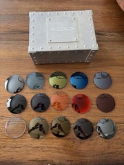 Oakley RX X Metal Vault Vintage 16 Unit Case With Sample Lens Pucks