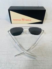 AO AMERICAN OPTICAL Original Pilot Silver Frame w52mm Silver Nylon Suns $260
