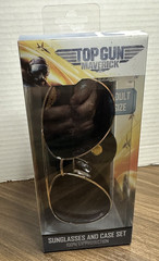 Top Gun Maverick Movie Aviator Sunglasses & Case Adult Gold