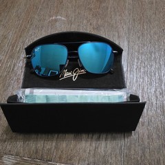 Maui Jim Mano 877 02 Navy Silver Metal Frame + Blue Hawaii Polarized Sunglasses