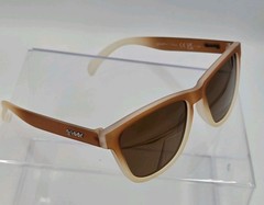 Three Parts Tee Polarized Sunglasses for Men & Women Medium Sized (OG), Light