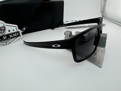 OAKLEY SLIVER MATTE BLACK WITH GREY SUNGLASSES OO9262-01 AUTHENTIC NEW