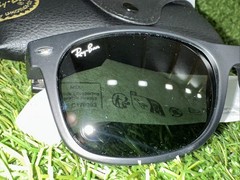 Ray-Ban New Wayfarer Unisex Sunglasses RB2132 Black Frame Green Lens 55-18