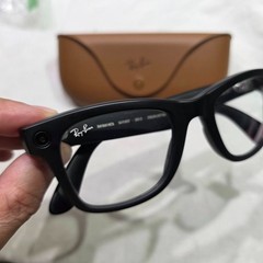 Ray-Ban Meta Wayfarer Gen 2 Smart Sunglasses – Matte Black/Clear – RW4012 – REG