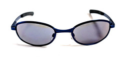 NWT Vintage 90’s Oval Metal Designer Sport Sunglasses (M. Blue)