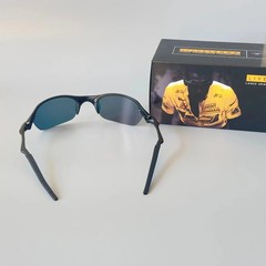 Oakley Romeo 2 Sunglasses Metal Frame Red Lens Made In USA