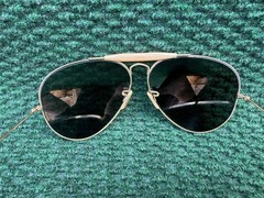 Vintage Ray-Ban Bausch & Lomb B&L Made in USA Gold Aviator Sunglasses 62-14