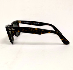 Ray-Ban Wayfarer Sunglasses Tortoise 150-50-22 Green Polarized Lenses RB2140