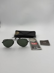 Ray-Ban RB 3025 Black Aviator Large Metal Sunglasses 55-14 Italy
