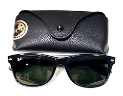 Ray Ban RB2132 622 New Wayfarer Black Gray Sunglasses 55-18 145 Case