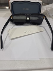 Gucci GG 0748 S- 001 Sunglasses Black/Grey Men Fits Large. Gold Trim