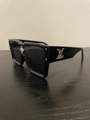 Louis Vuitton Cyclone Black Sunglasses Case Included