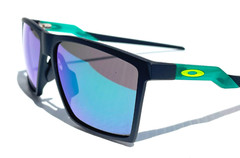 NEW Oakley FUTURITY SUN Satin Black PRIZM Jade Mirror Lens Sunglass 9482-02
