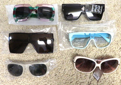 Lot of 6 pairs of Unisex Sunglasses, New in plastic bags or with tags, nice lot
