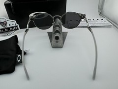 OAKLEY DEADBOLT SATIN CHROME WITH PRIZM BLACK SUNGLASSES OO6046-01 RARE NEW