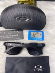 NEW OAKLEY Style Holbrook Sunglasses Black Frame Silver Lens Polarized UV400