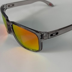 Oakley Holbrook XL Sunglasses Grey Smoke Frame Prizm Ruby Polarized With Box