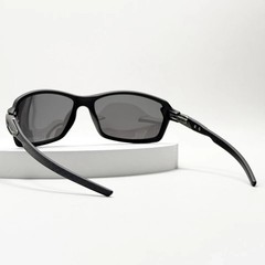 Oakley Carbon Shift OO9302 Matte Black Gray Lens Sunglasses Carbon FiberIN BOX