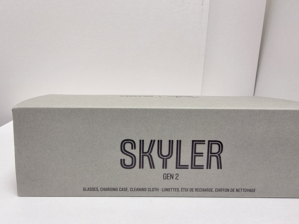 Ray-Ban Meta Skyler Gen 2 Shiny Chalky Gray/Sapphire Transitions Lenses