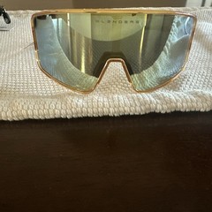 🔥 Blenders Eclipse Eyewear Gold, Polarized Ski Sun glasses, Wrap Around NEW
