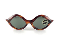 VINTAGE RAY BAN TAMARIN TORTOISE KISS SHAPE MID CENTURY 1960 B&L SUNGLASSES
