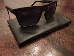 QUAY Sunglasses Polarized Let It Run 145 126 58 18 145 Black Matte Blue Lens NEW