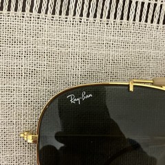 Ray-Ban Aviator Sunglasses Gold Metal Frame Green Tinted Glass Lenses Case