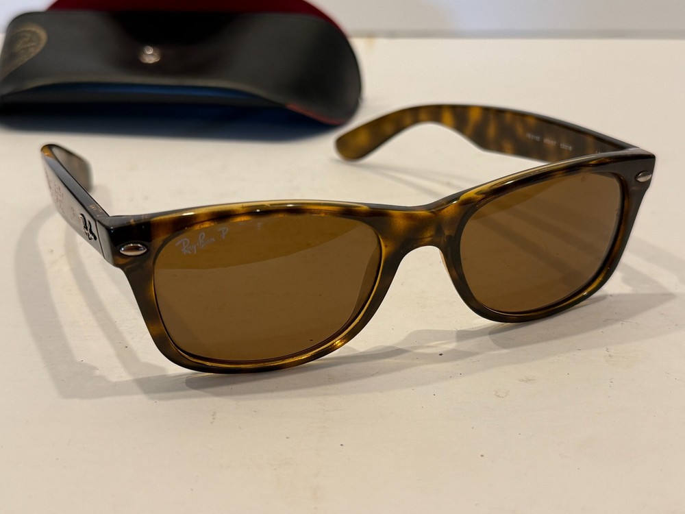 Ray-Ban RB2132 New Wayfarer Tortoise Brown Polarized Sunglasses 52-18