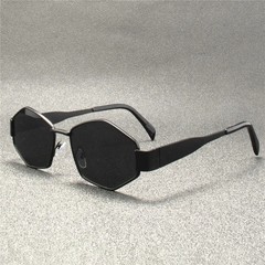 Vintage Punk Style Sunglasses Men Retro Round Metal Frame Women Sun Glasses