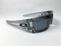 New Oakley Sunglasses Fuel Cell OO9096-02 Clear Grey/Grey