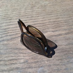Ray-Ban FOLDING WAYFARER Mens Womens Sunglasses RB4105 710/51 54mm BROWN HAVANA
