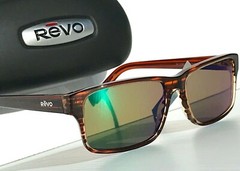 NEW Revo FINLEY Brown Horn polished POLARIZED Green ECO Sunglass 1112 12 GN