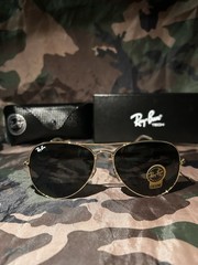 Ray-Ban Aviator Sunglasses Gold Metal Frame Black G-15 Glass Lenses