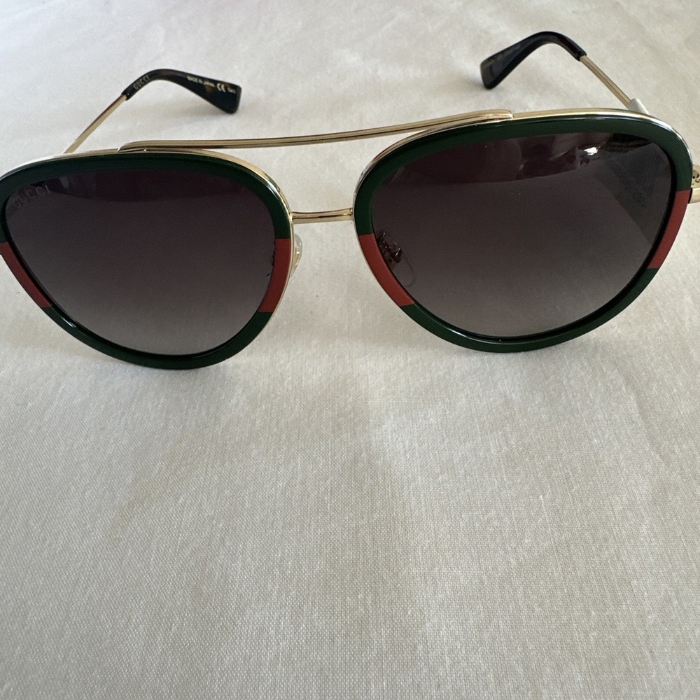 GUCCI GG0062S 003 Aviator Green/Red Unisex Sunglasses 57mm with Light Grey Lens