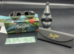 Maui Jim MJ-247-16 Gold Aviator Sunglasses Made in Japan w/ Case