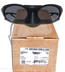 NEW Oakley PLANTARIS Matte Black PRIZM Grey Lens TRAVIS SCOTT Sunglass 9437-01