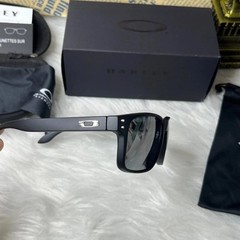 NEW OAKLEY Style Holbrook Sunglasses Black Frame Silver Lens Polarized UV400