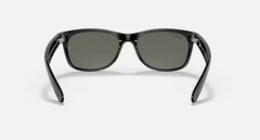 Ray-Ban RB2132 901/58 55-18 Wayfarer Polished Black Polarized Green Lenses NEW