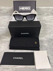 CHANEL | NEW | 5484 | 5484 1656S6 | BLACK – WHITE TEMPLES | GRADIENT GRAY