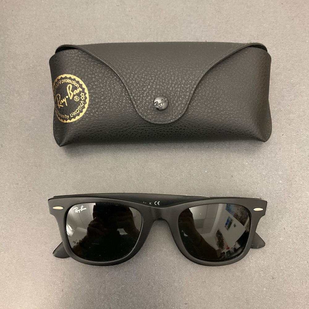 Ray-Ban RB2140 6065 Wayfarer Urban Camouflage 50-22 Matte Black Italy w/ Case