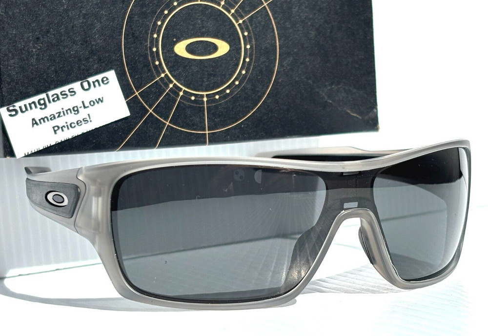NEW Oakley TURBINE ROTOR Matte Grey POLARIZED Galaxy Black Lens Sunglass 9307