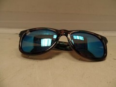 Blenders Psycho CAT Eyewear Mirror Fashion Sunglasses Flex Sides