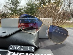 Ray-Ban RB3362 Aviator Sunglasses Gold Frame with Gradient Blue-Grey Lenses