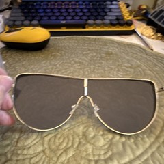 Men’s Aviator Sunglasses Gold Metal Frame Gray Tinted Plastic Lenses UV400