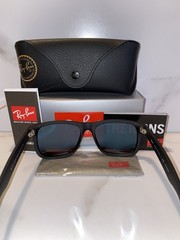 Ray-Ban Justin RB4165 622/55 Rubber Black Blue Mirror Polarized Sunglasses 54 mm